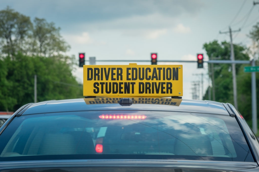 How Long Do You Have to Wait After Your Learner’s Permit to Get a Driver’s License?